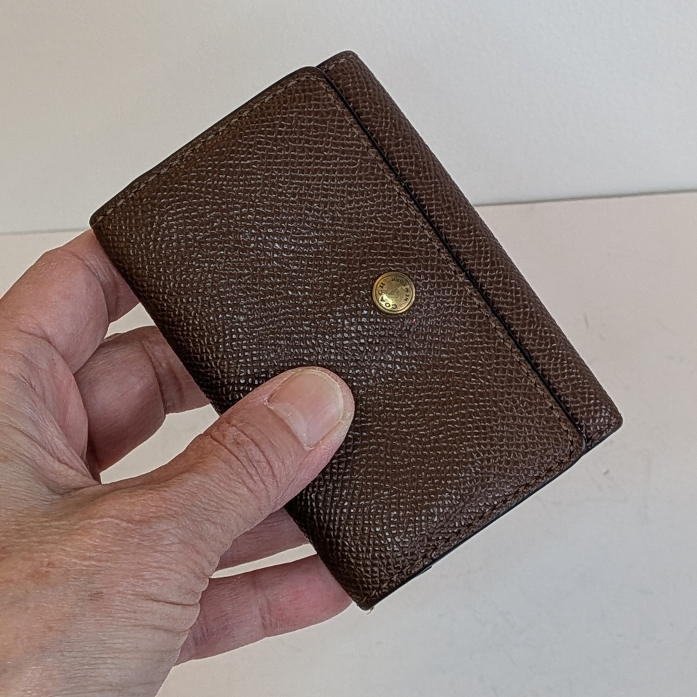 Coach Key Case Outlet F73992 QBBK Leather Brown Compact Trifold crossgrain As Is